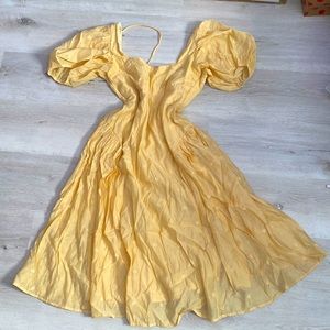 Yellow dress